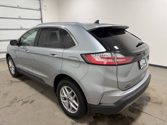 Used 2022 Ford Edge SEL w/ Convenience Package image 6