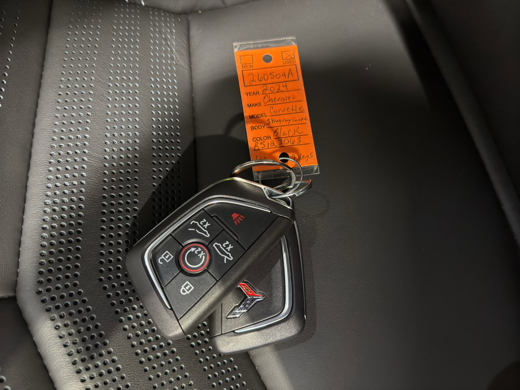 Used 2024 Chevrolet Corvette Stingray Premium Cpe w/ Z51 Performance Package image 35