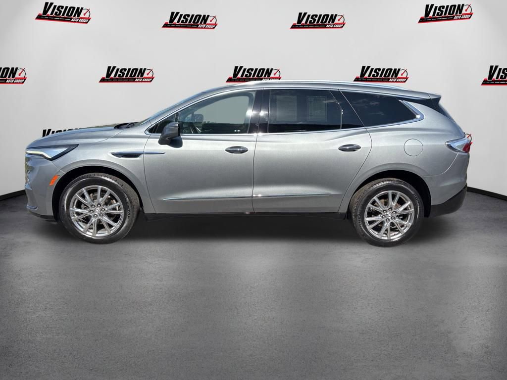 Used 2023 Buick Enclave Essence w/ Experience Buick Package AWD/4WD image 2