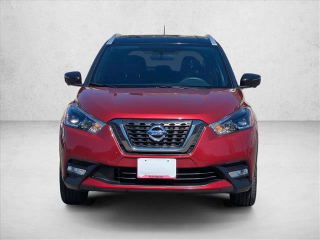 Used 2018 Nissan Kicks SR image 2