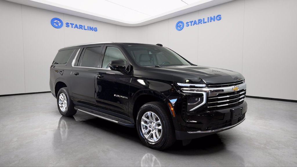 Used 2026 Chevrolet Suburban LT w/ Comfort Package AWD/4WD image 15