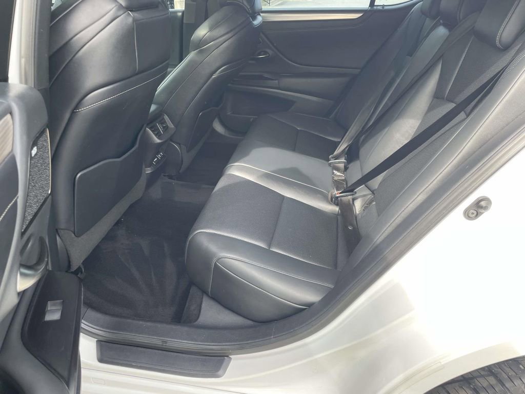 Used 2020 Lexus ES 350 F Sport w/ Accessory Package FWD image 11