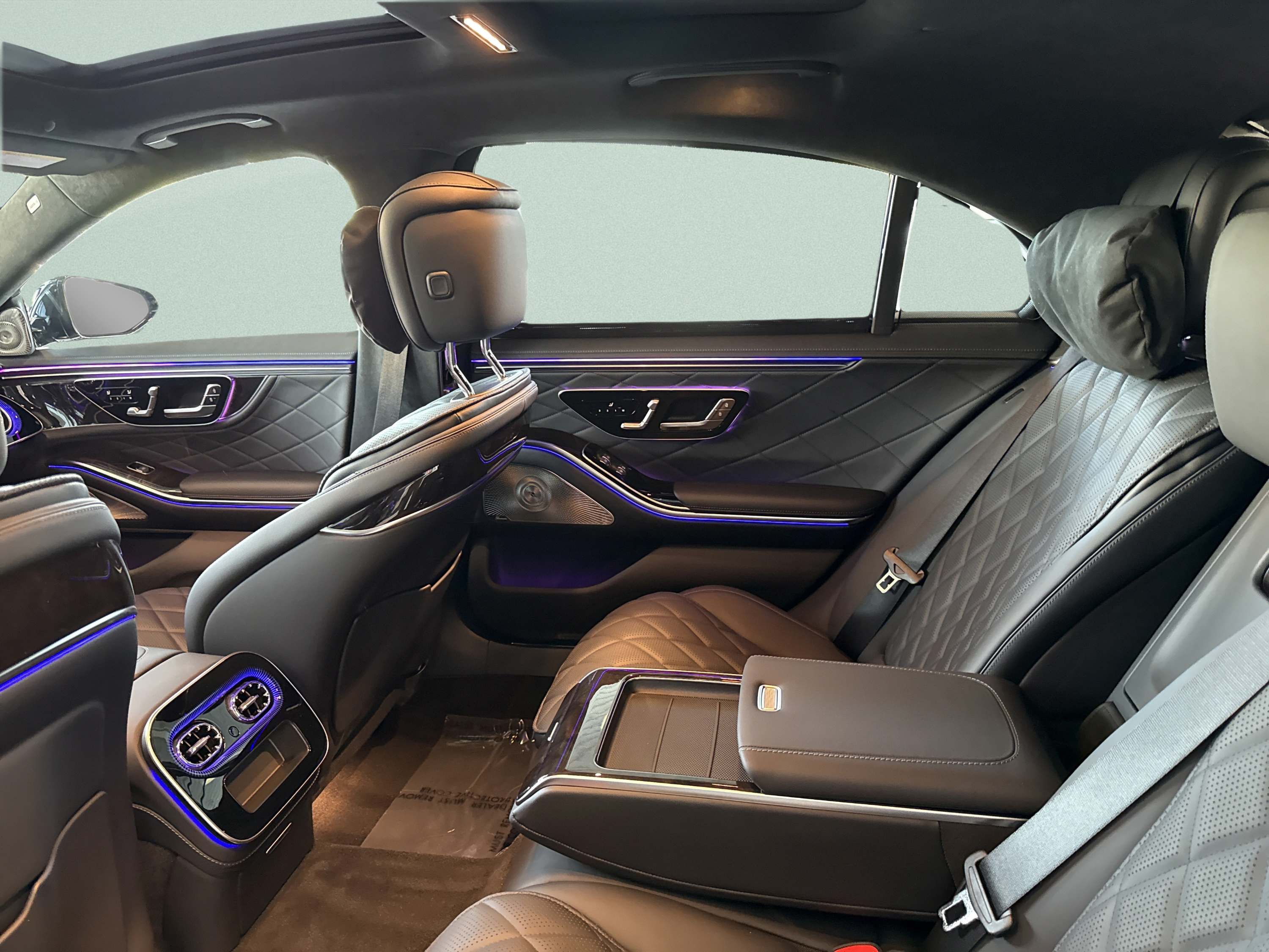 New 2027 Mercedes-Benz S 580 4MATIC Sedan image 25