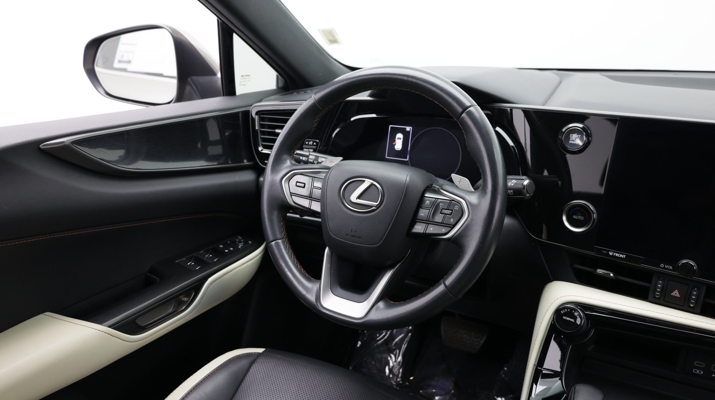 Used 2023 Lexus NX 250 FWD w/ Towing Package (2000 Lbs) image 31