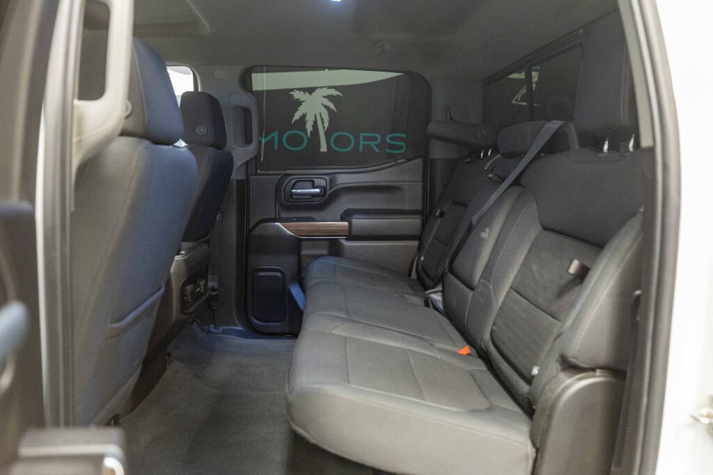 Used 2021 Chevrolet Silverado 1500 LT Trail Boss w/ Convenience Package II image 16