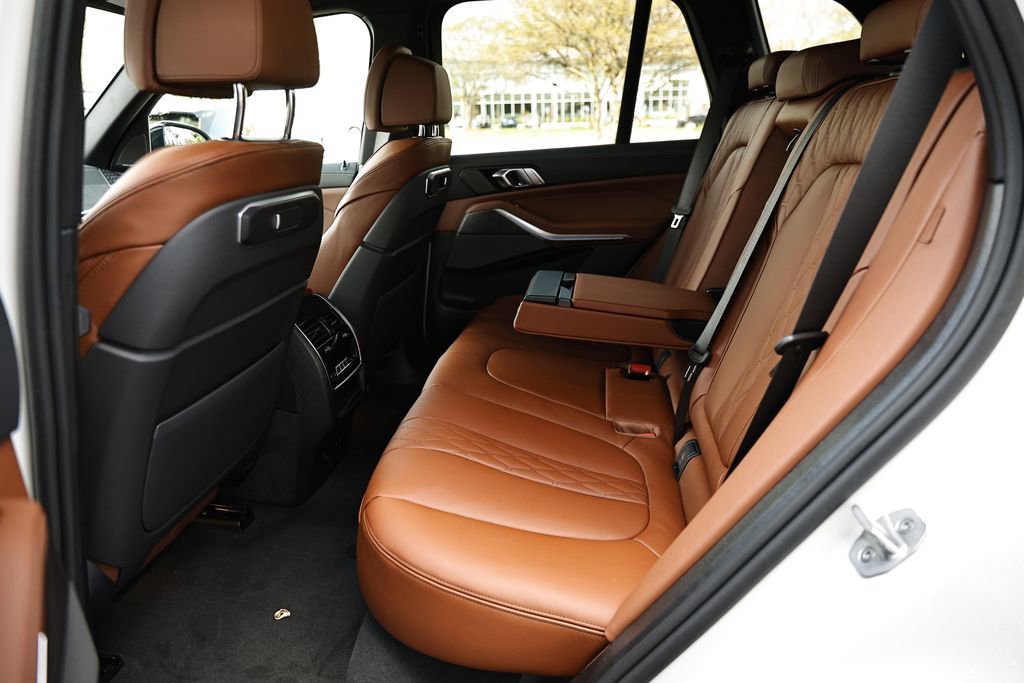 New 2026 BMW X5 xDrive50e w/ M Sport Package image 28