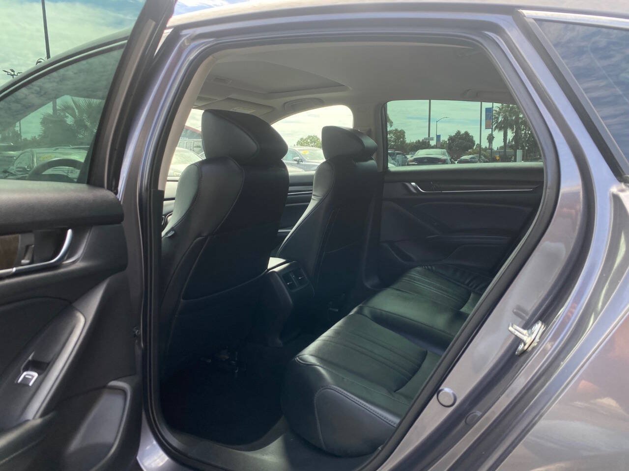 Used 2018 Honda Accord EX-L image 21