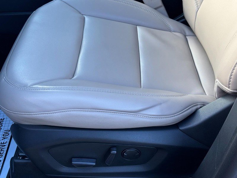 Used 2021 Ford Explorer XLT w/ Equipment Group 202A image 28