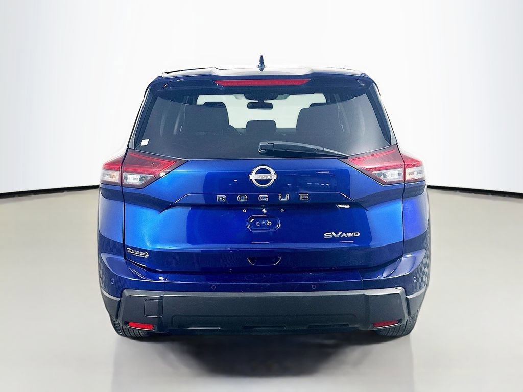 Used 2024 Nissan Rogue SV image 6