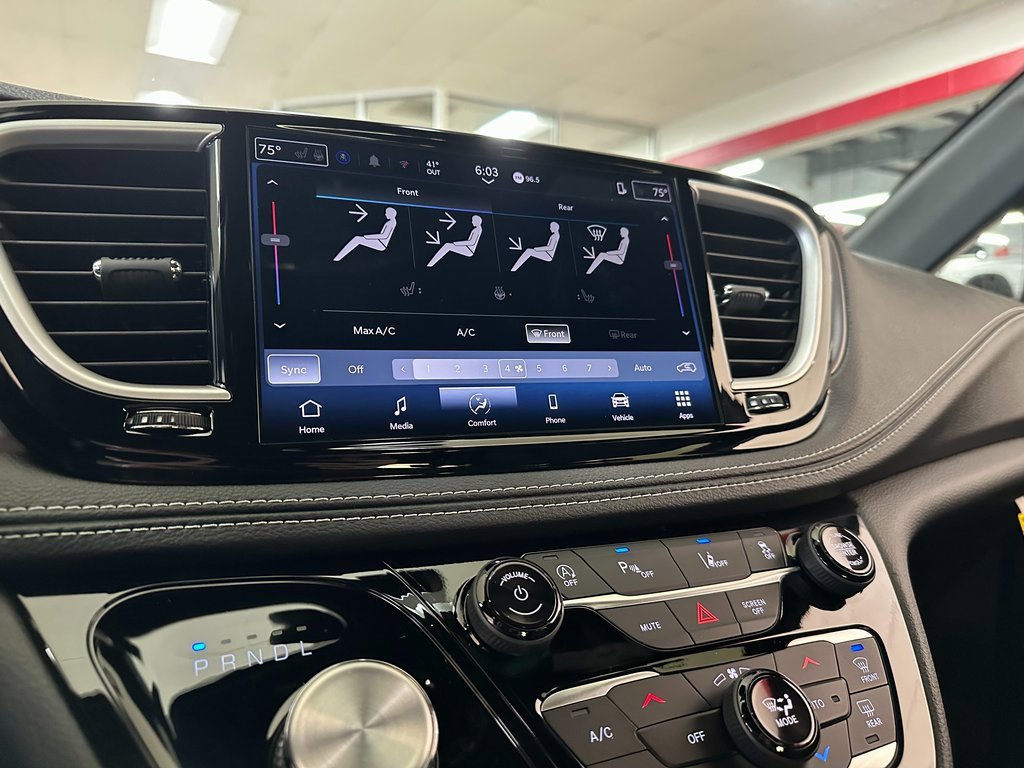 New 2026 Chrysler Pacifica Select w/ S Appearance Package image 23