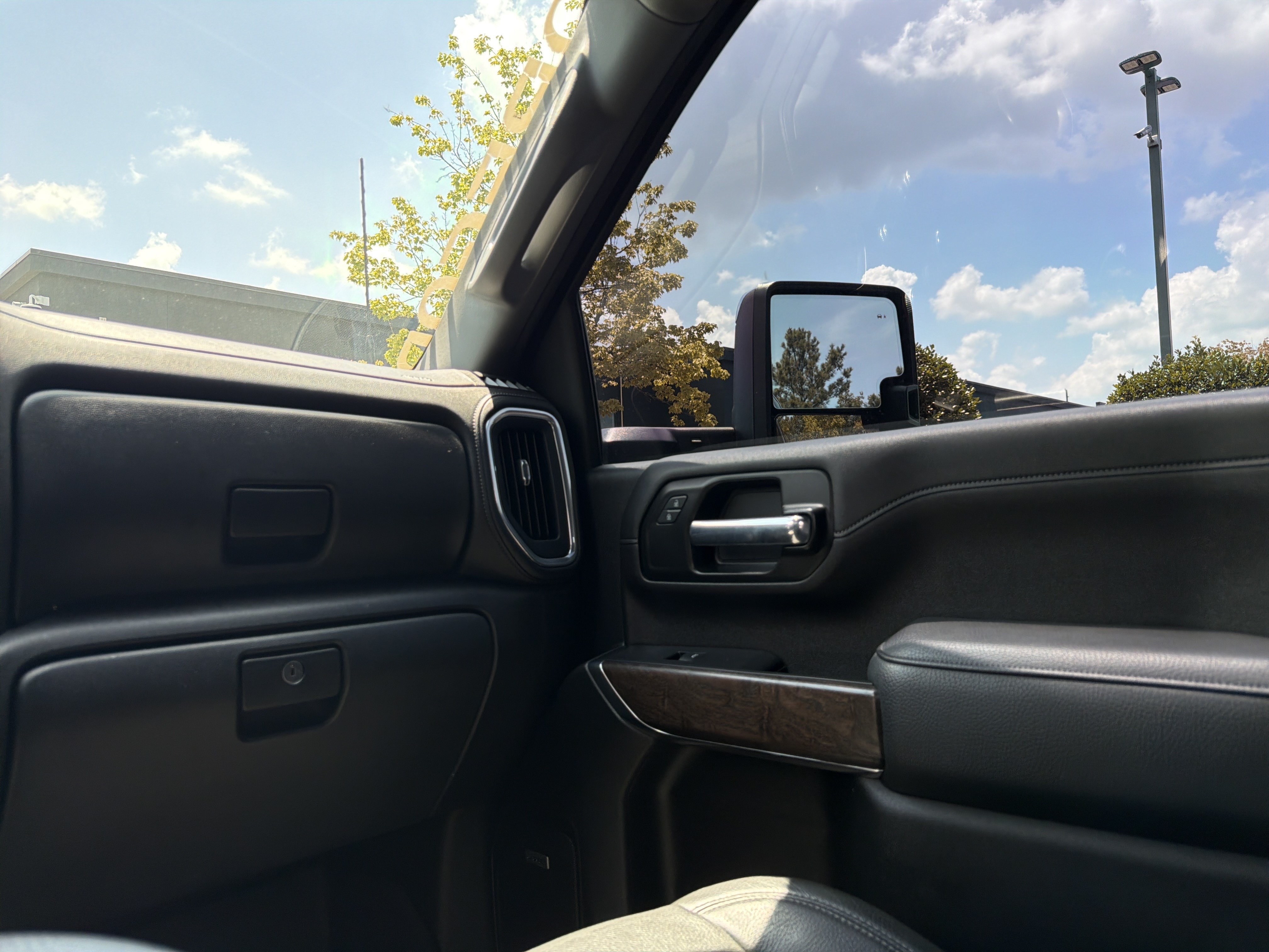 Used 2020 GMC Sierra 3500 Denali w/ Denali Ultimate Package AWD/4WD image 19