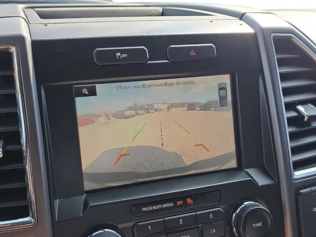 Used 2015 Ford F150 XLT w/ Equipment Group 302A Luxury AWD/4WD image 24