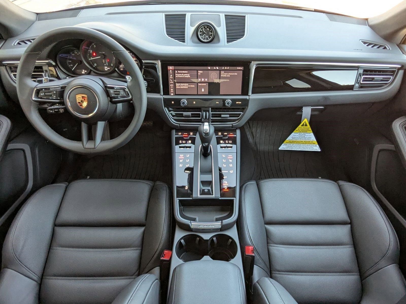 Certified 2025 Porsche Macan image 22