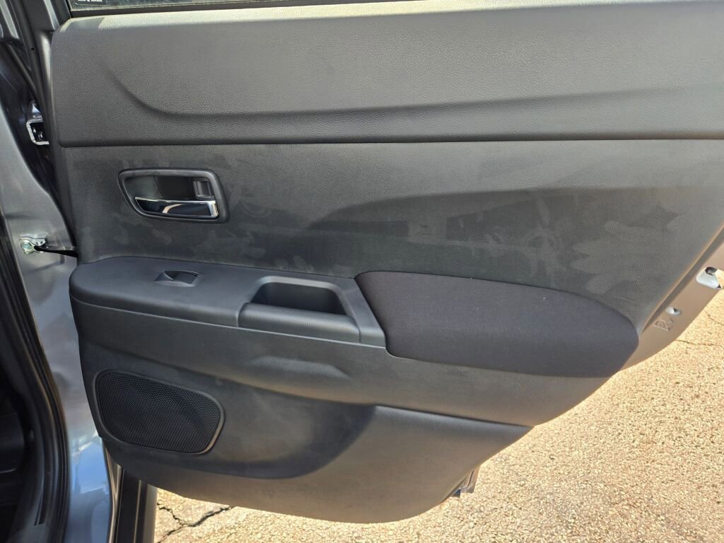 New 2025 Mitsubishi Outlander Sport ES image 8