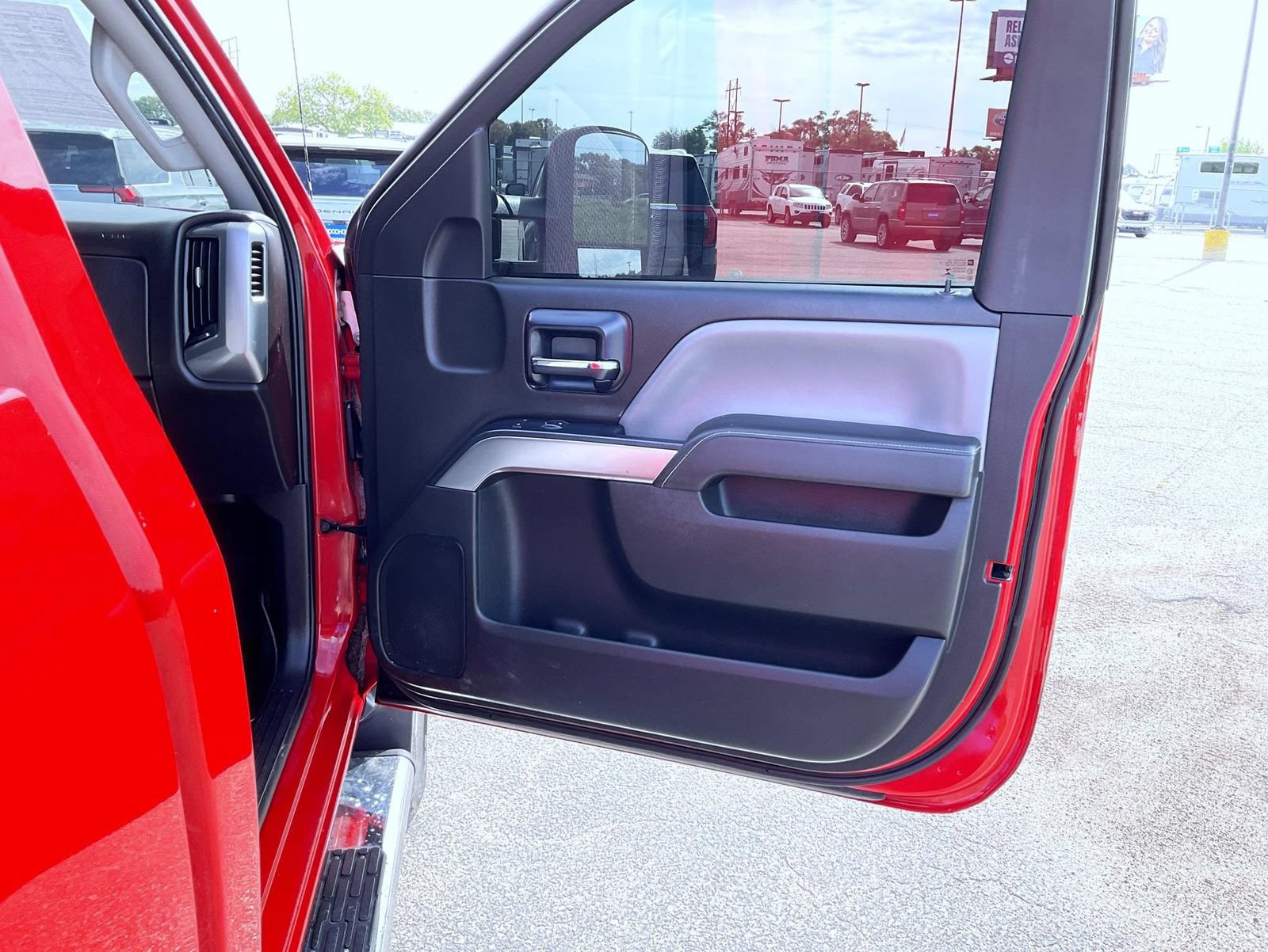 Used 2015 Chevrolet Silverado 3500 LT AWD/4WD image 16