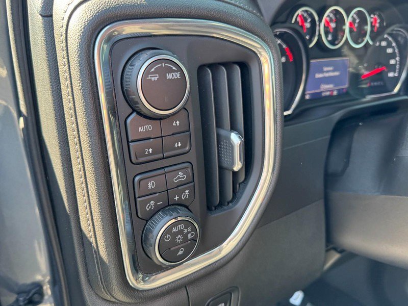 Used 2021 Chevrolet Silverado 1500 LTZ image 17