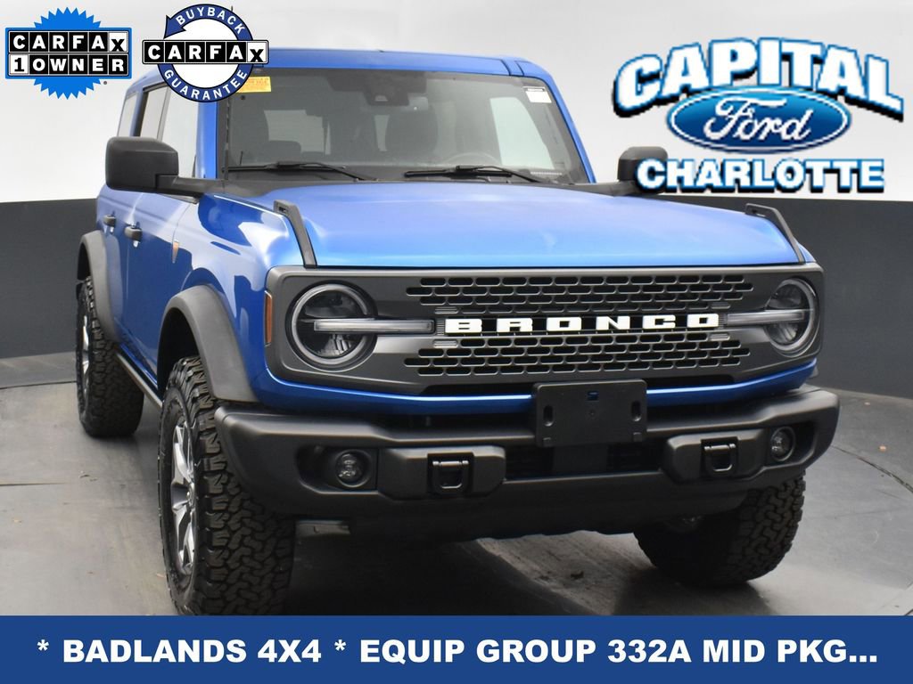 Used 2025 Ford Bronco Badlands image 2