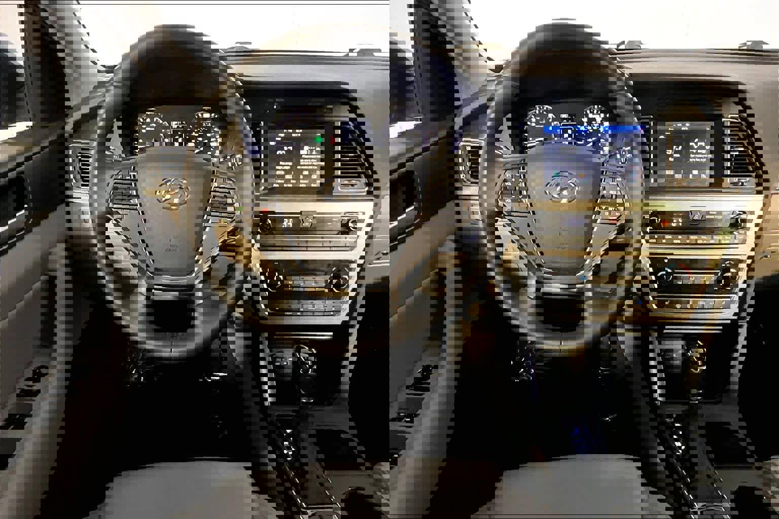 Used 2017 Hyundai Sonata Sport w/ Value Edition Package 02 FWD image 6