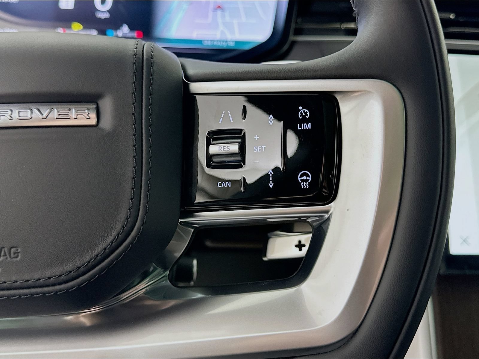 New 2026 Land Rover Range Rover SE AWD/4WD image 19
