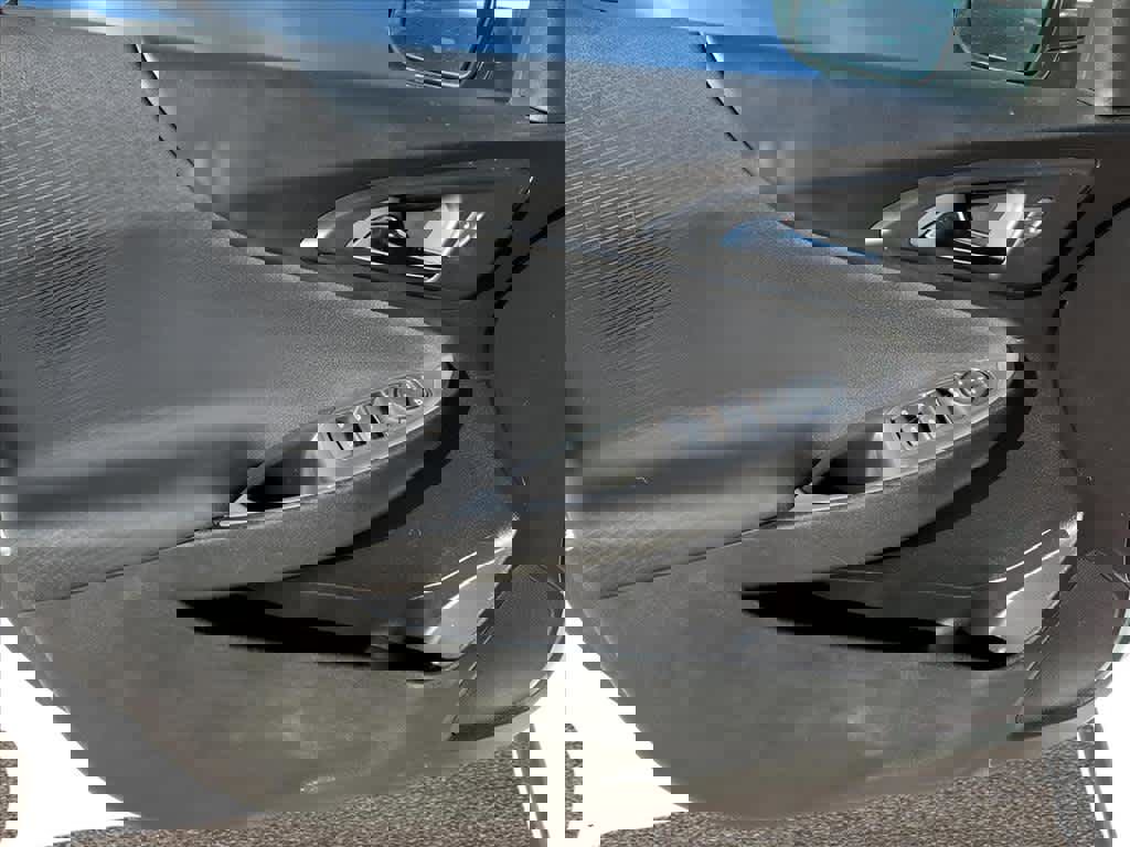 Used 2024 Chevrolet Malibu LS image 10