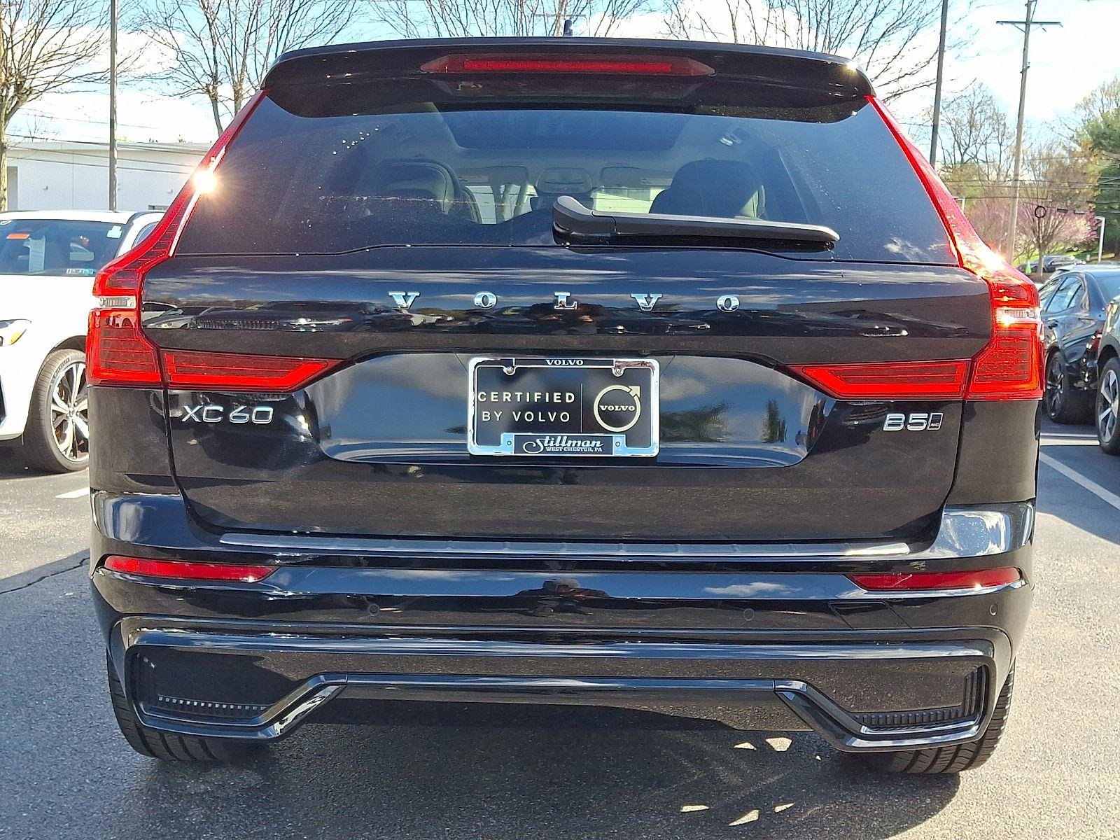 Certified 2024 Volvo XC60 B5 Ultimate w/ Protection Package Premier AWD/4WD image 5