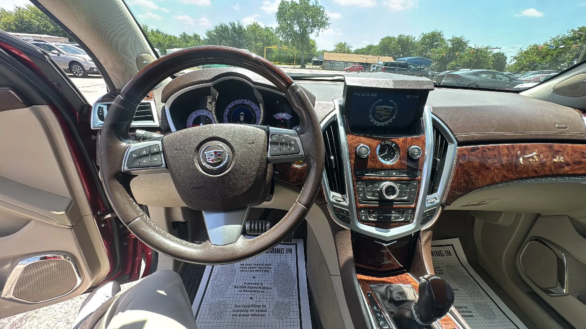 Used 2011 Cadillac SRX Luxury FWD image 9