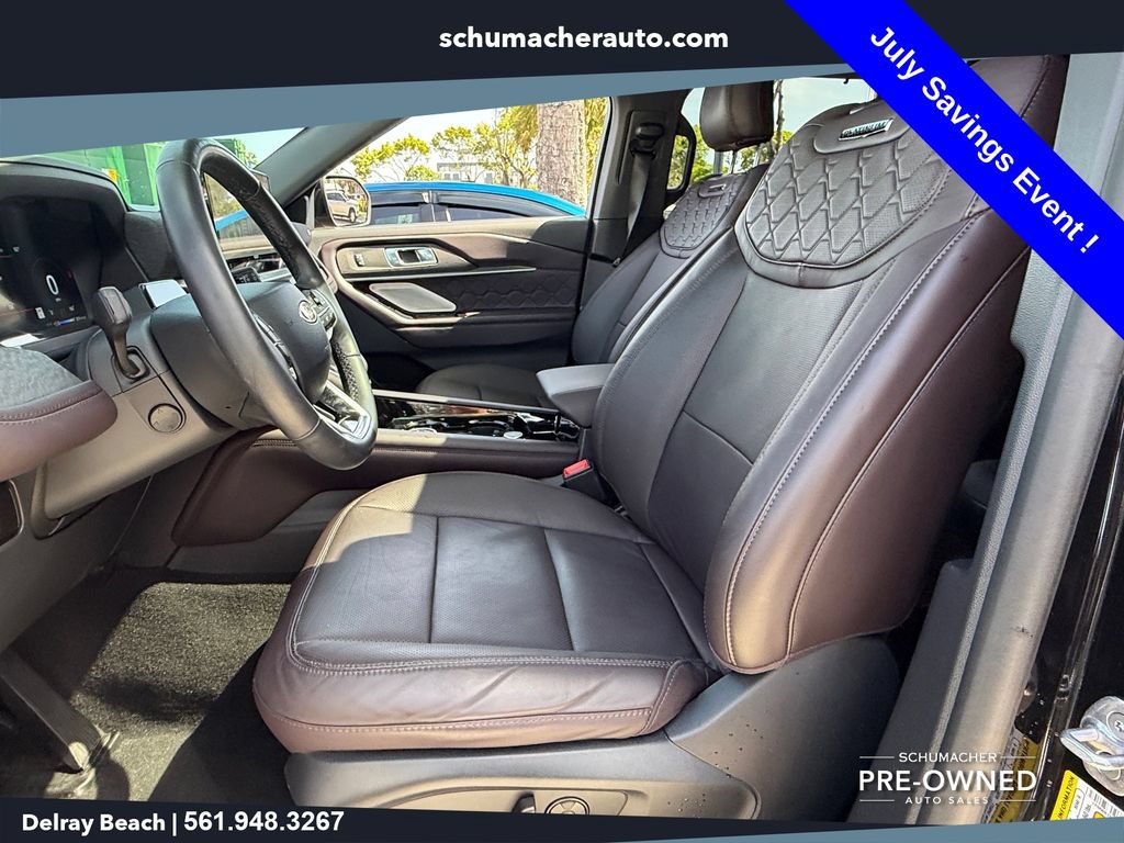 Used 2025 Ford Explorer Platinum w/ Ultimate Package RWD image 9