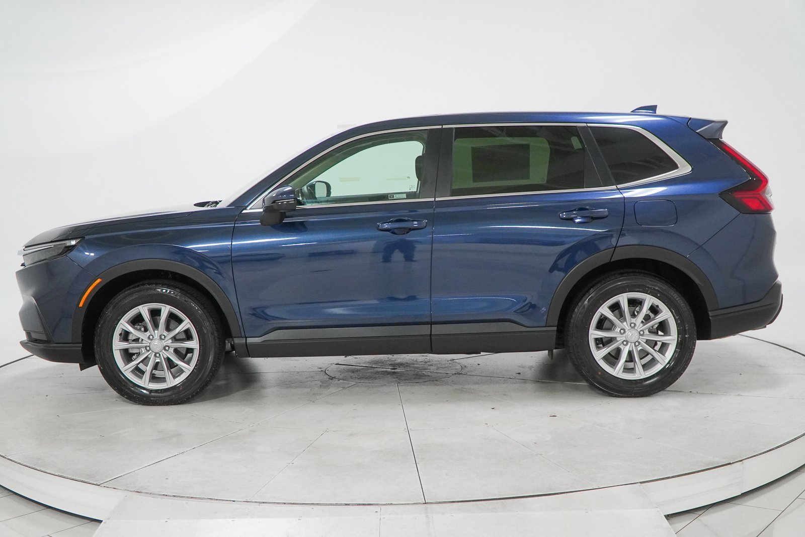 Certified 2025 Honda CR-V EX image 6