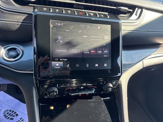 Used 2023 Jeep Grand Cherokee Altitude AWD/4WD image 19