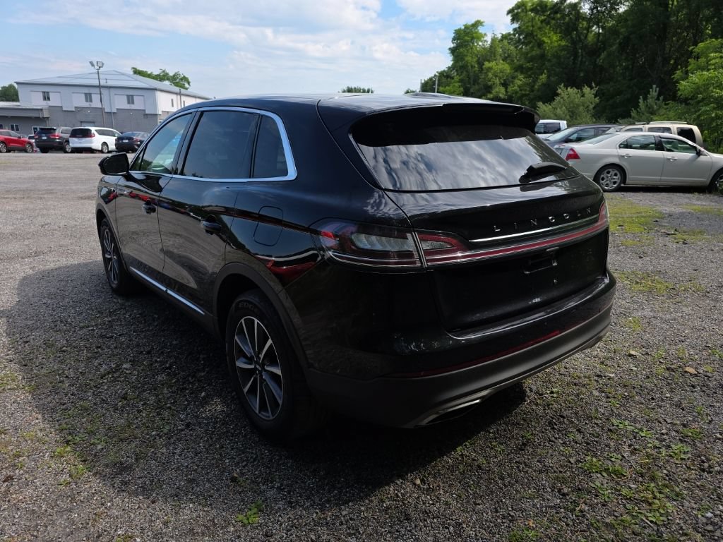 Used 2021 Lincoln Nautilus AWD image 6