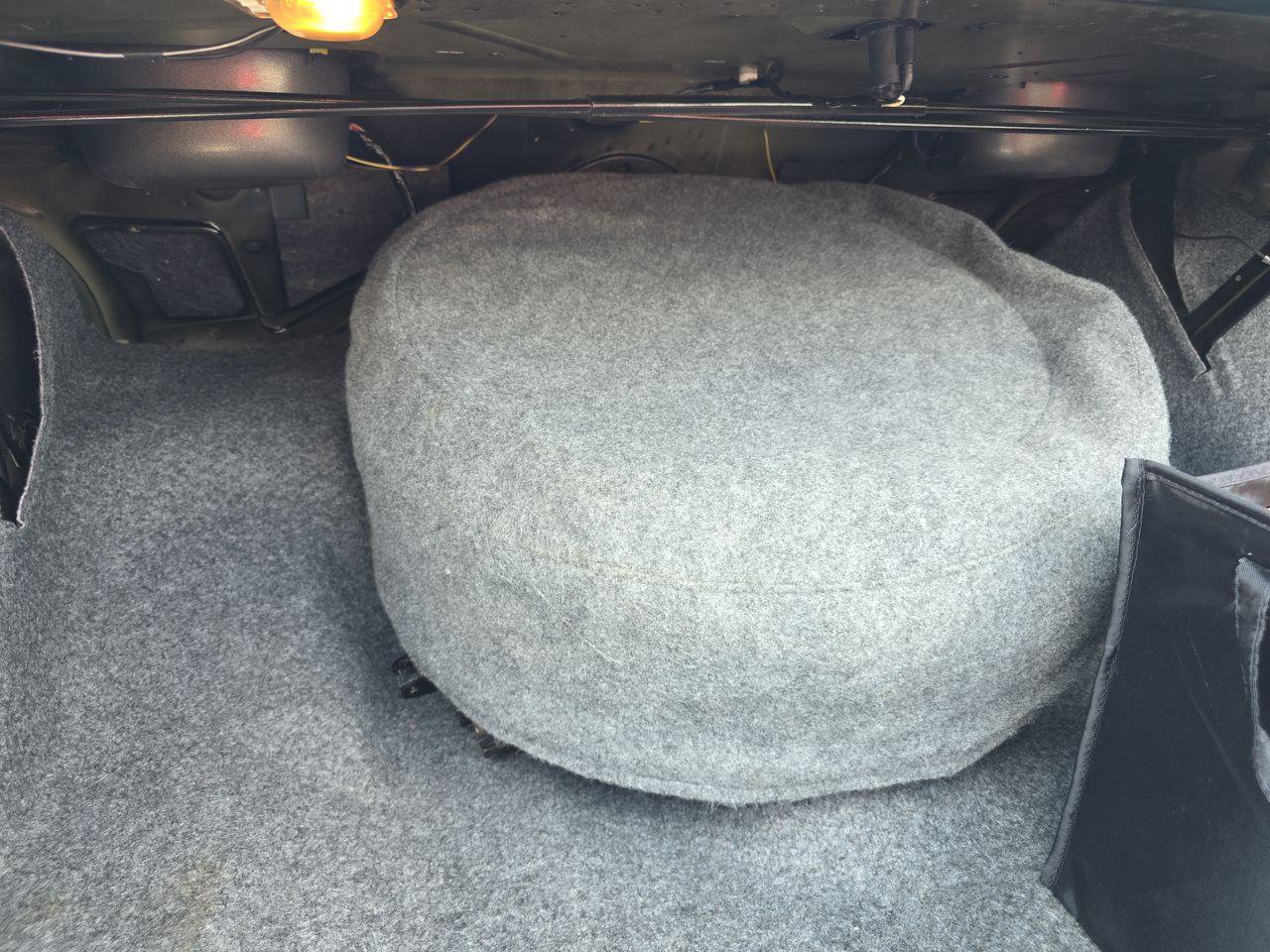 Used 1996 Chevrolet Impala SS RWD image 29