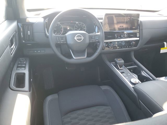 New 2026 Nissan Pathfinder SV image 12