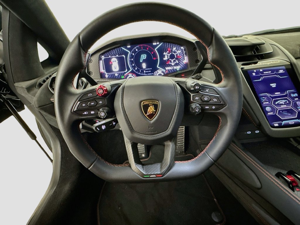 Used 2024 Lamborghini Revuelto AWD/4WD image 11