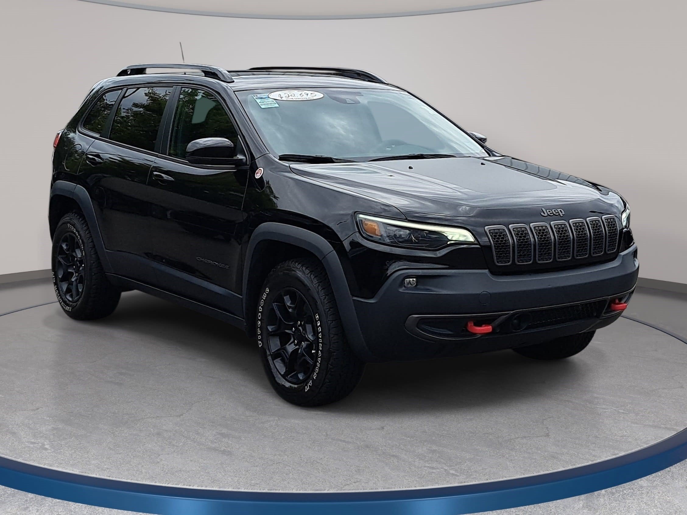 Used 2022 Jeep Cherokee Trailhawk w/ Sun, Sound & Nav Group AWD/4WD image 3