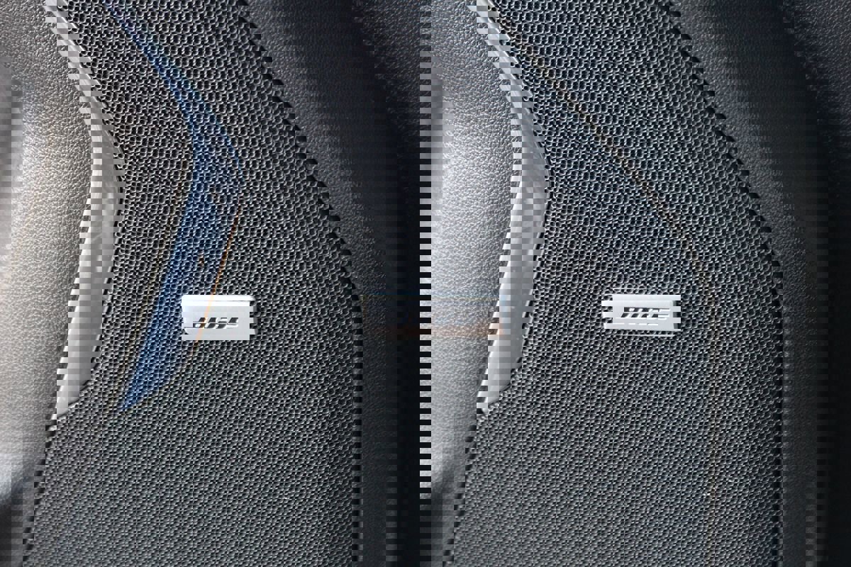 Used 2021 Chevrolet Tahoe Premier w/ Premium Package image 11