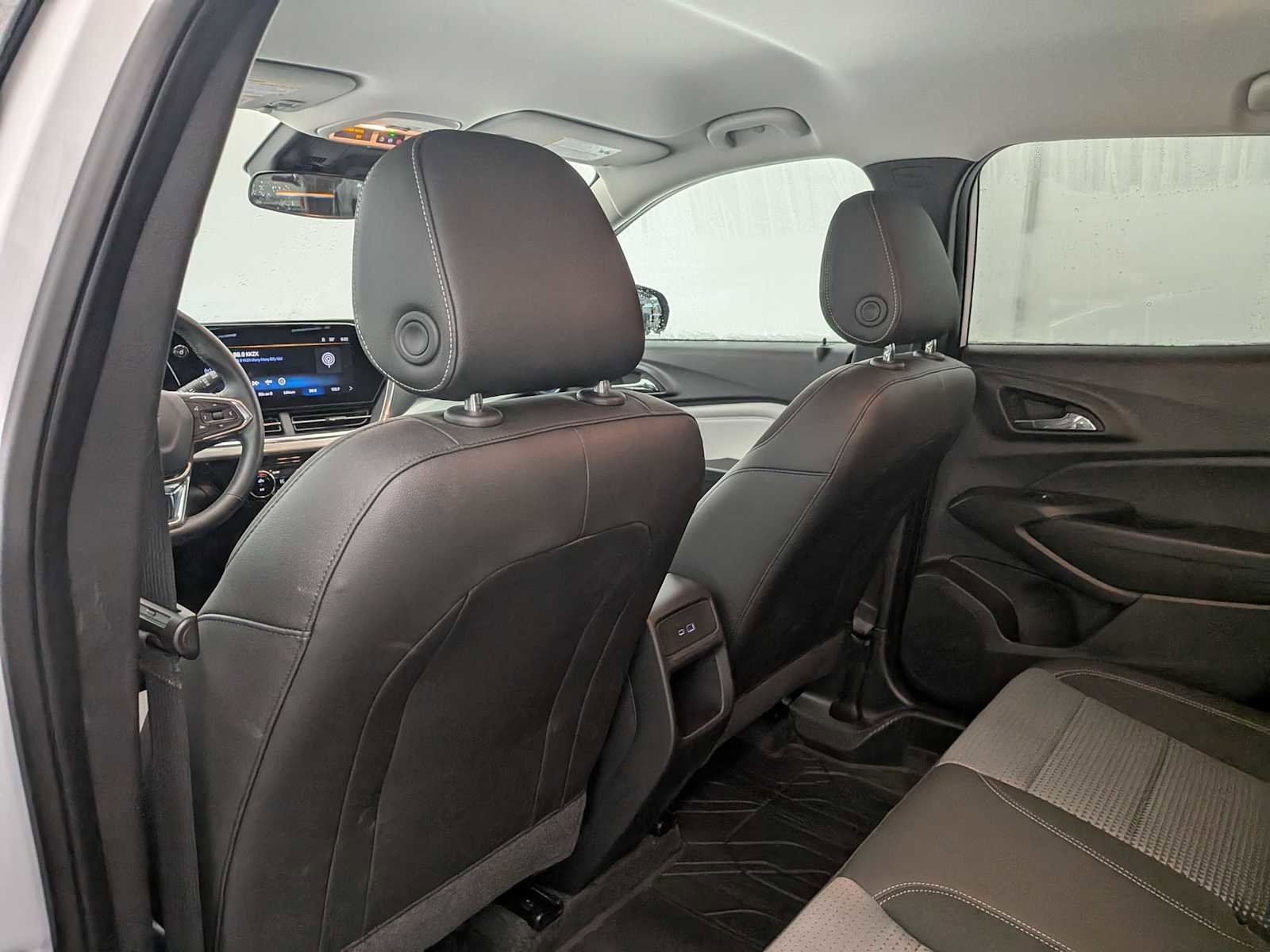 New 2025 Chevrolet Trax LT w/ Driver Confidence Package image 19