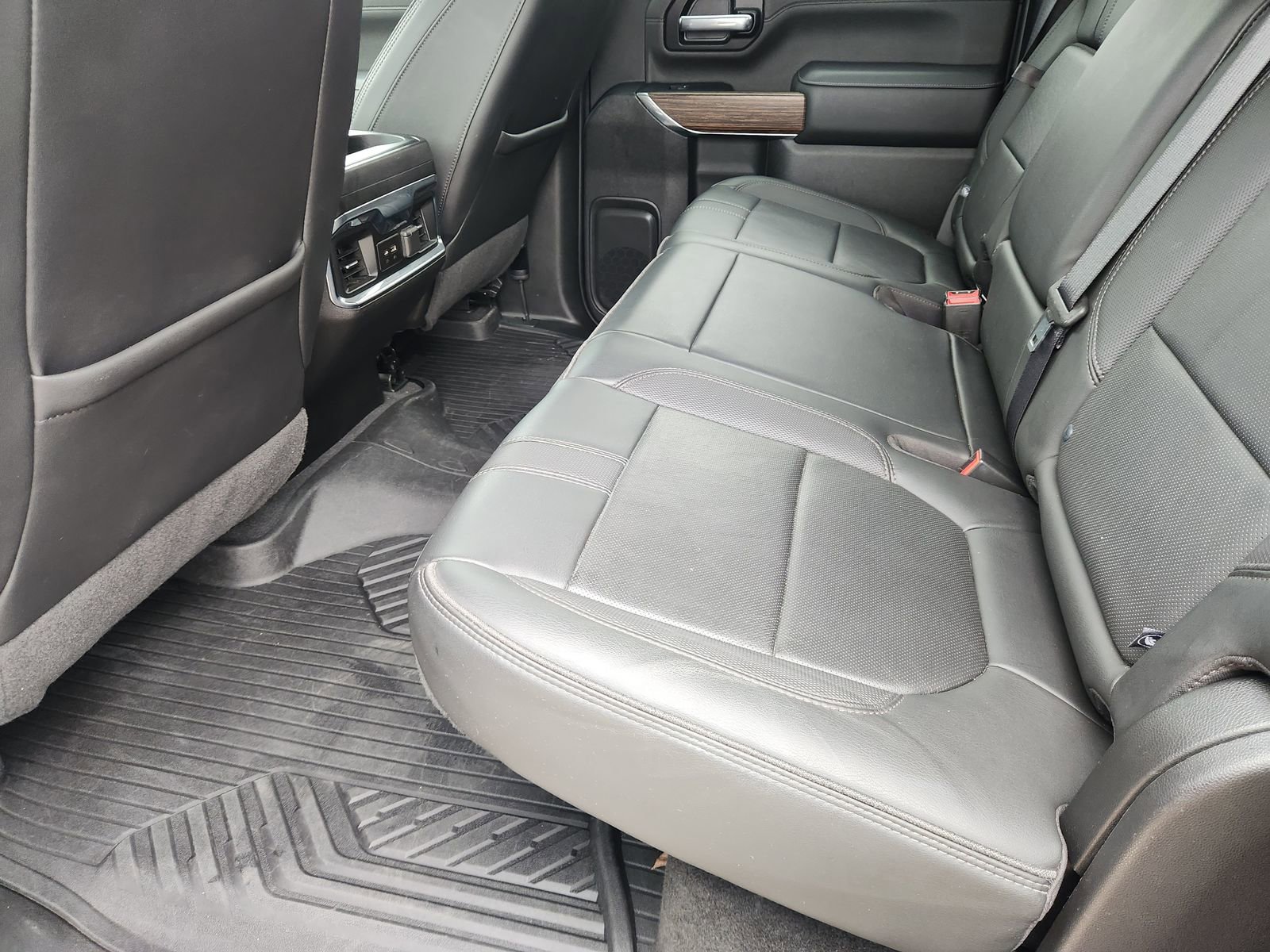 Used 2022 Chevrolet Silverado 2500 High Country w/ Z71 Off-Road Package image 30