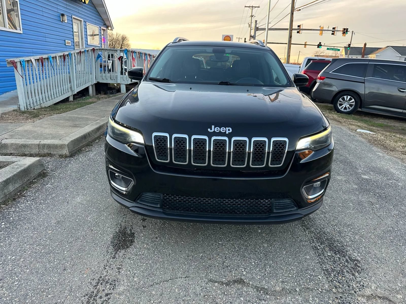Used 2020 Jeep Cherokee Limited FWD image 8