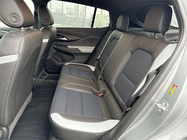 Used 2025 Buick Envista Preferred image 22