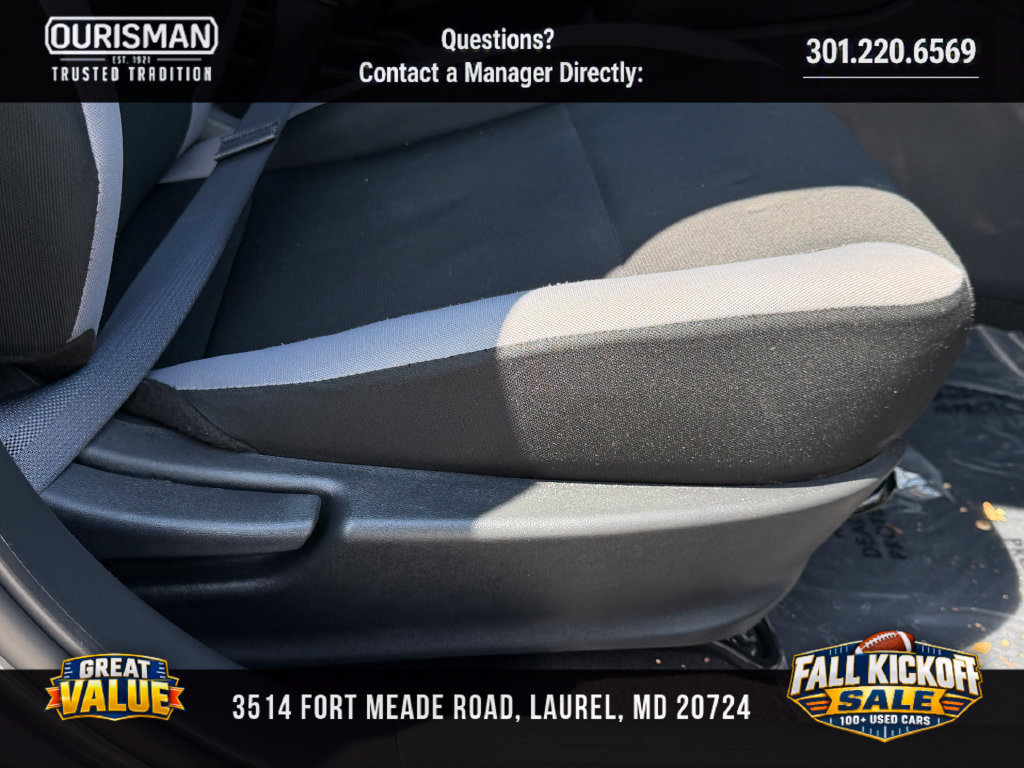 Used 2025 Nissan Versa S w/ Trunk Package FWD image 12