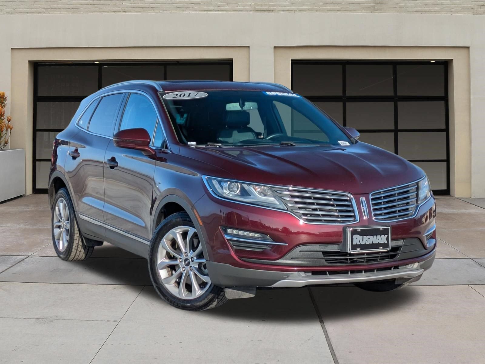 Used 2017 Lincoln MKC Select w/ Select Plus Package FWD image 32