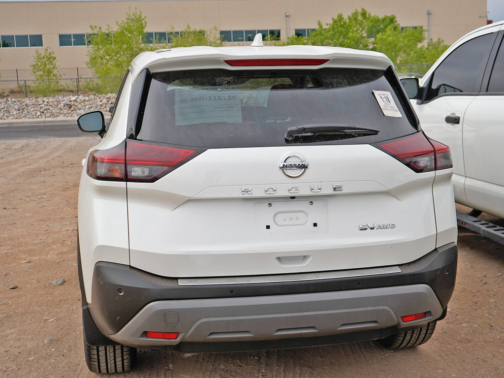 Used 2021 Nissan Rogue SV image 8