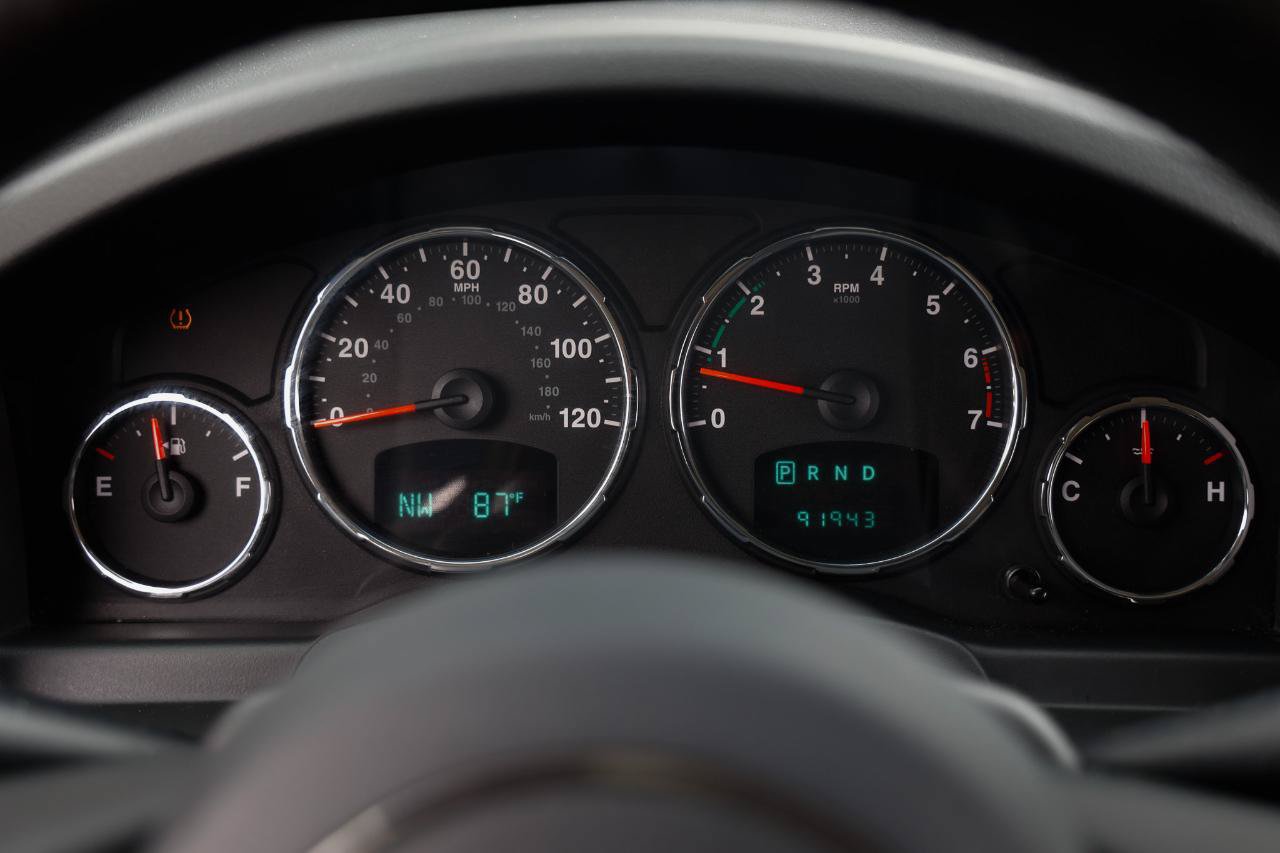 Used 2012 Jeep Liberty Sport w/ Popular Equipment Group AWD/4WD image 26