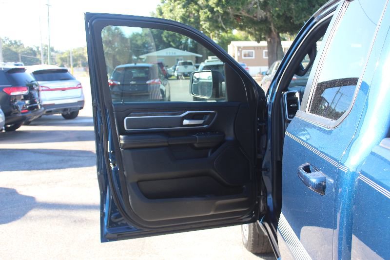 Used 2021 RAM 1500 Big Horn image 9
