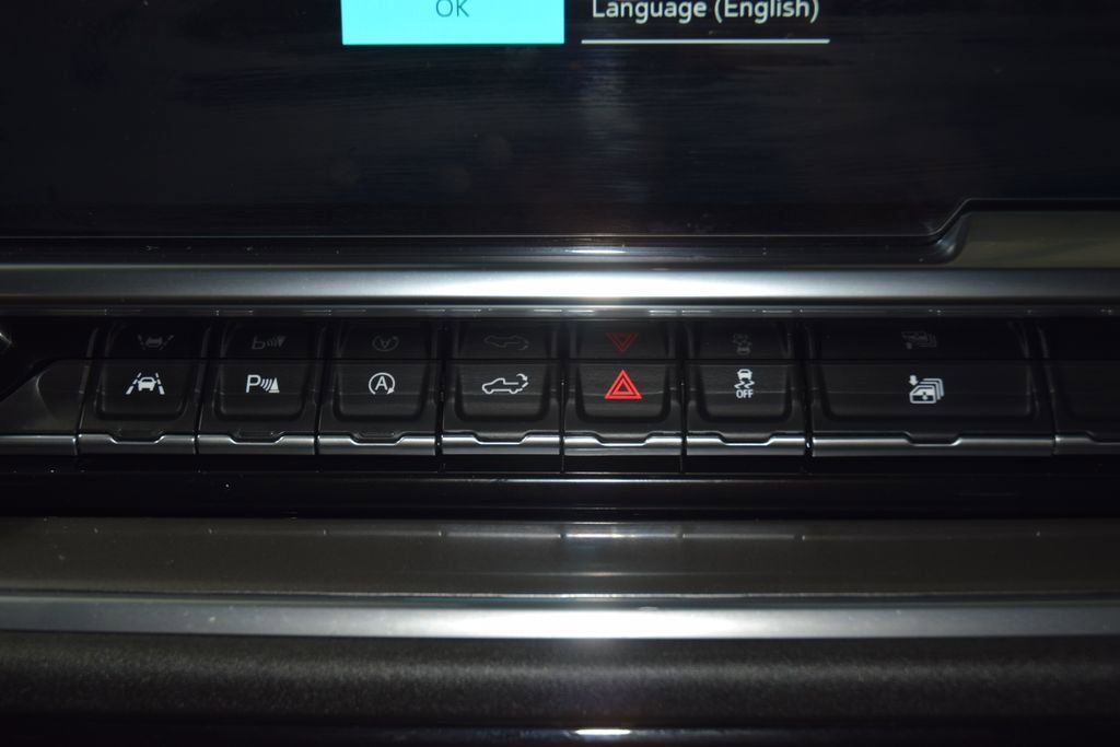 Used 2024 Chevrolet Silverado 1500 High Country w/ High Country Premium Package image 34