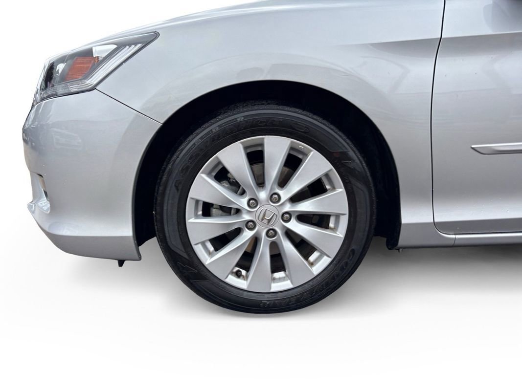 Used 2015 Honda Accord EX-L image 9