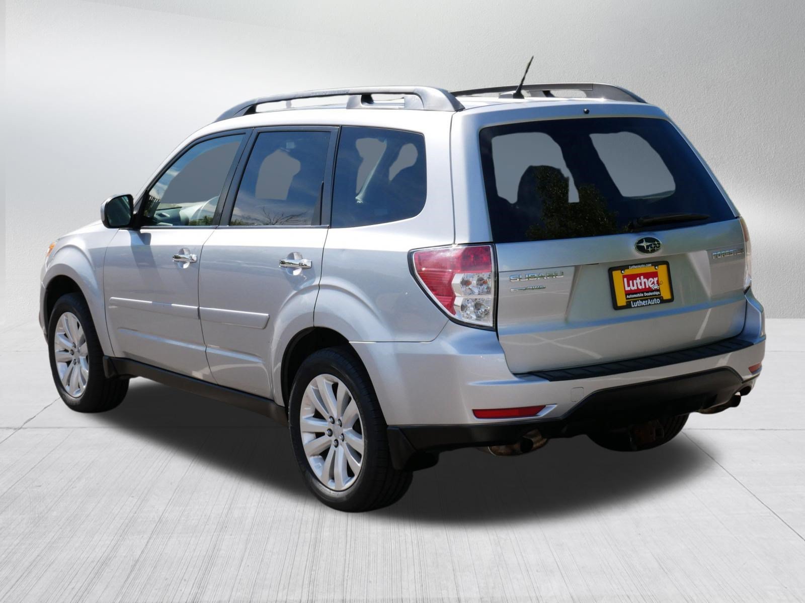 Used 2012 Subaru Forester 2.5X Premium AWD/4WD image 5