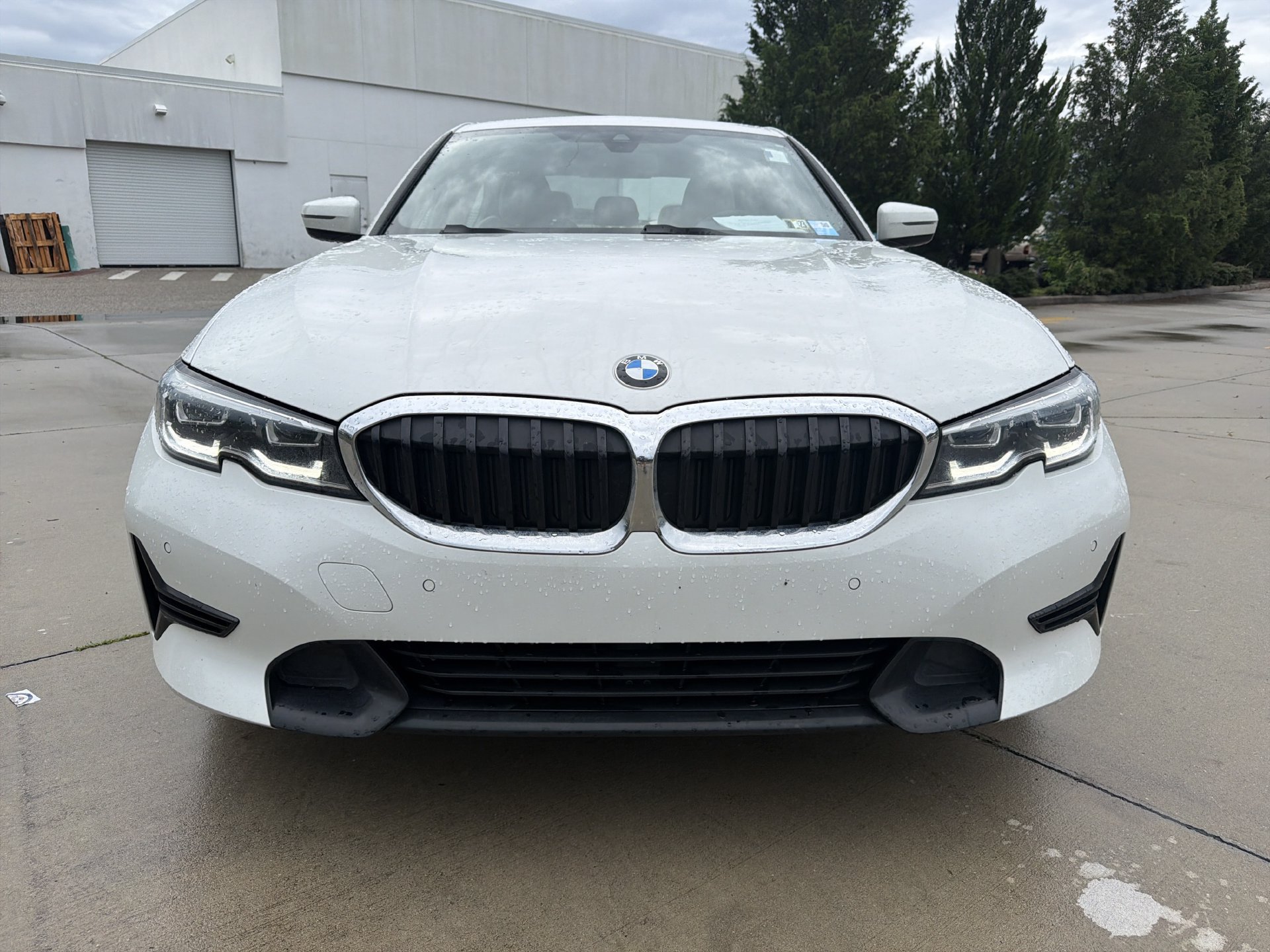 Used 2022 BMW 330i xDrive Sedan w/ Driving Assistance Package AWD/4WD image 2