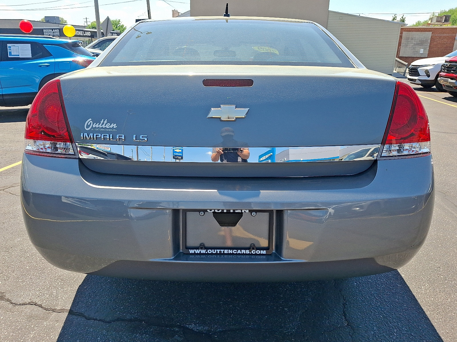 Used 2009 Chevrolet Impala LS FWD image 4