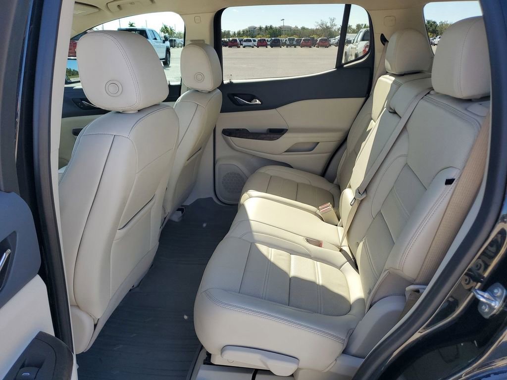 Used 2021 GMC Acadia Denali w/ Denali Technology Package image 23